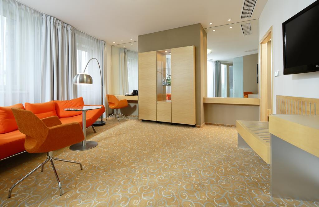 Orea Hotel Atrium Otrokovice Chambre photo