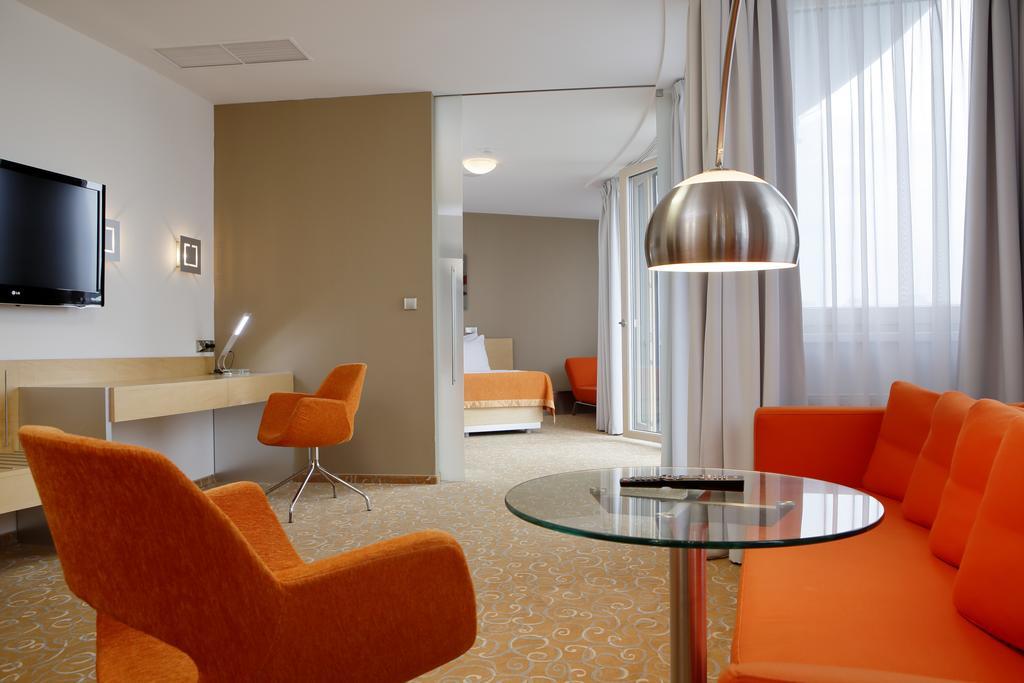 Orea Hotel Atrium Otrokovice Chambre photo