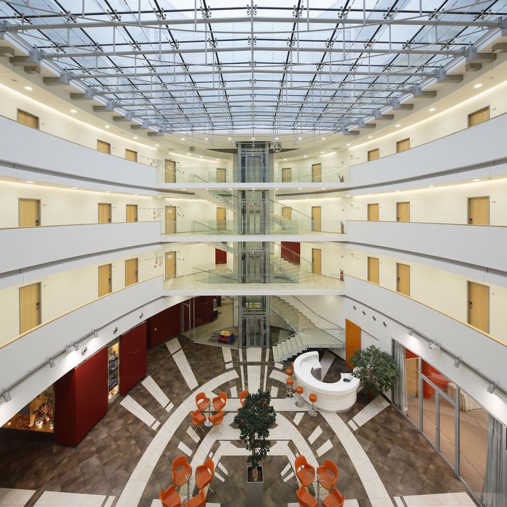 Orea Hotel Atrium Otrokovice Extérieur photo